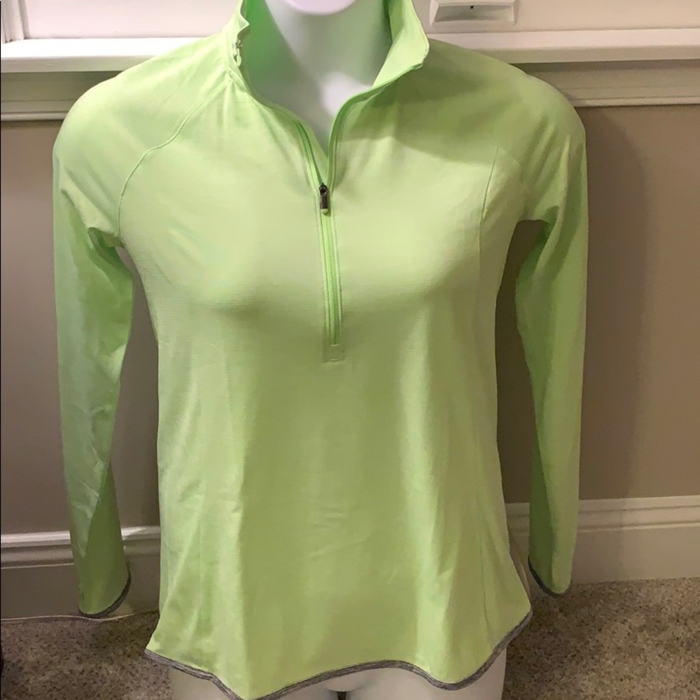 Under Armour pullover